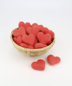 Herzen aus Filz Farbe coral