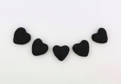 Herzen aus Filz Farbe schwarz