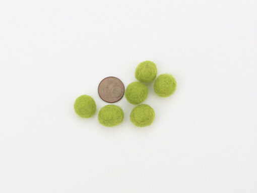 Filzkugeln 1cm Farbe gruen