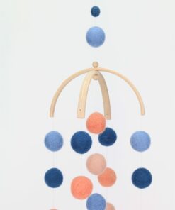 DIY Bastel Set kleines Filzkugel Mobile in blau und rosa