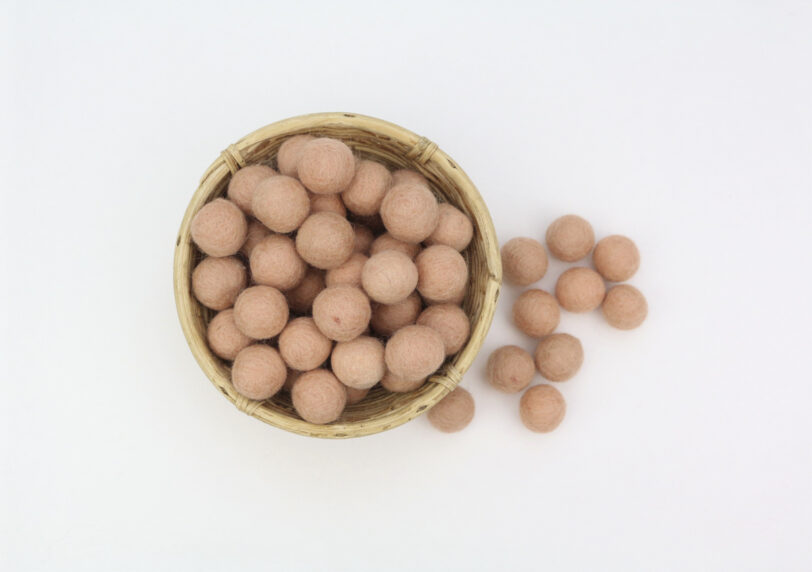 Filzkugeln Größe 2,5 cm Farbe rosa-beige