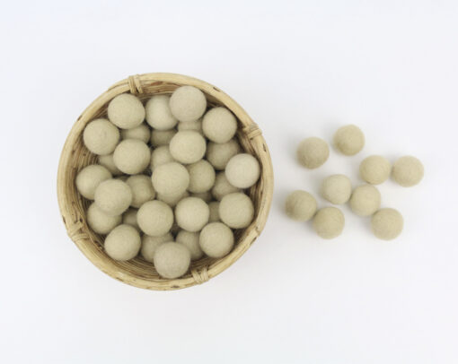 Filzkugeln Größe 2,5 cm Farbe beige
