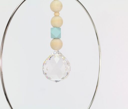 Sonnenfänger-Mobilé suncatcher mit Glaskristall, Holzperlen und Metallring