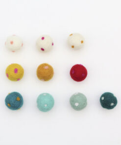 Farbkarte Filzkugeln Polka Dot